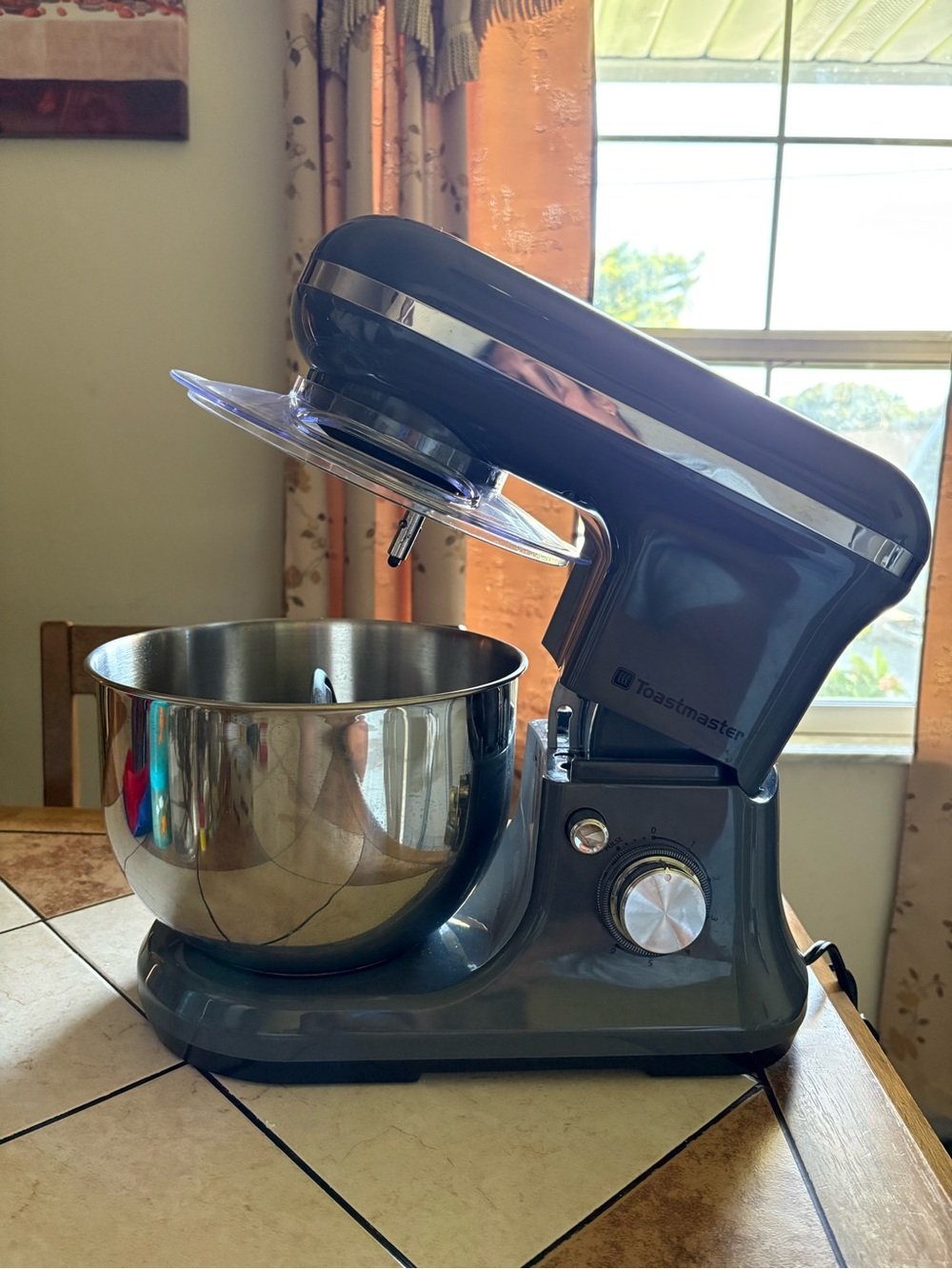 Stand mixer